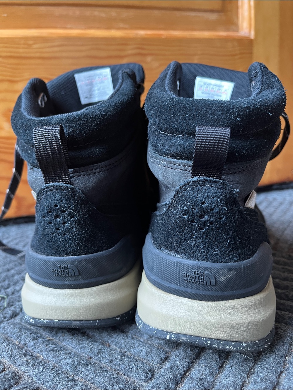 The North Face Back-to-Berkeley III Waterproof Boots - Picture 5 of 10